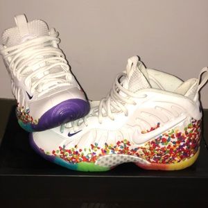 Nike little posite pro